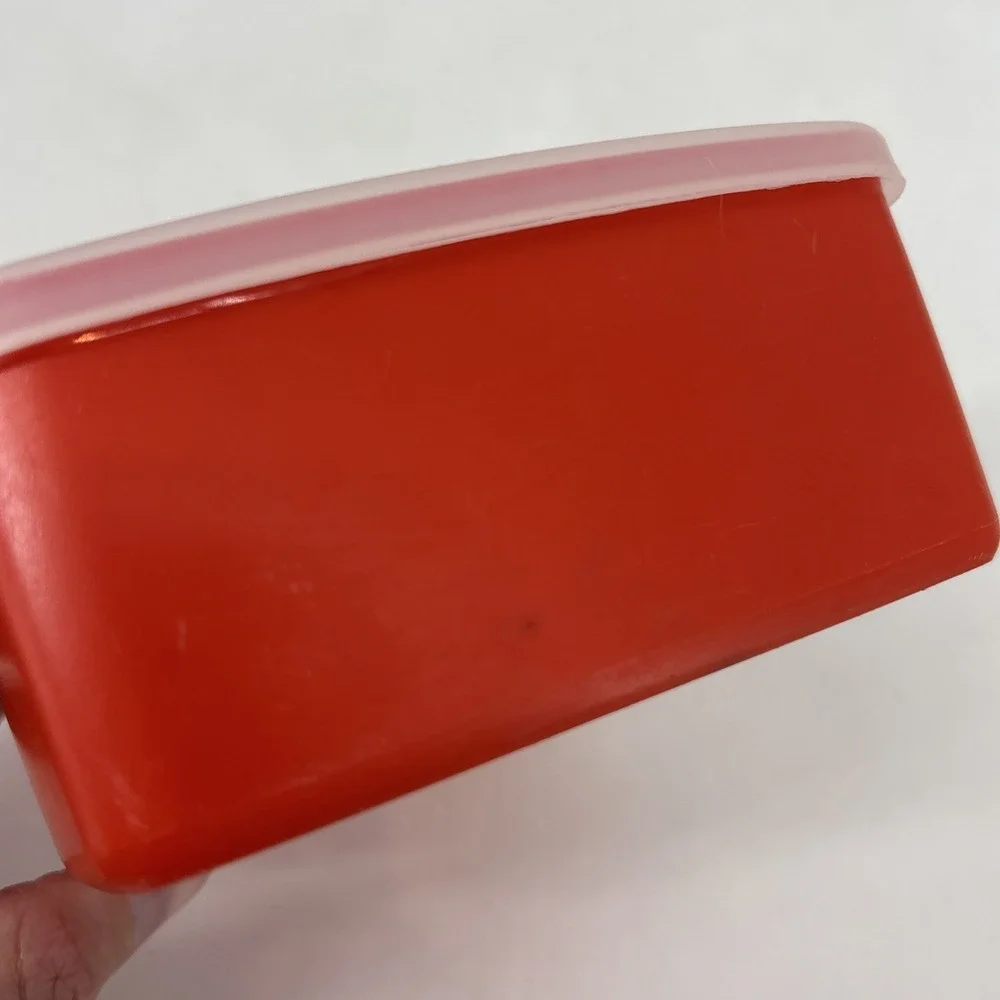 Lot of 2 Vintage Tupperware Red Orange Storage Containers 311-78 & 670-32 Square
